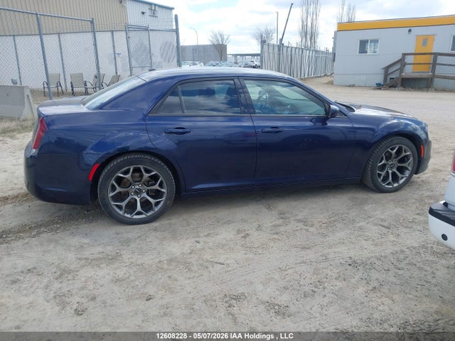 Продажа на аукционе авто 2016 Chrysler 300 S, vin: 2C3CCABG3GH282469, номер лота: 12608228
