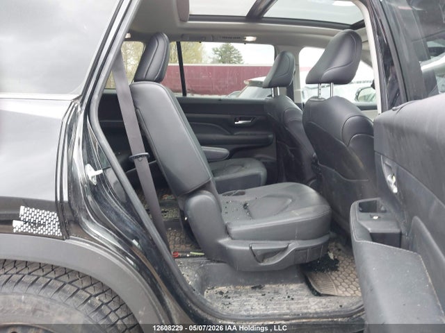 Продаж на аукціоні авто 2024 Toyota Grand Highlander Limited, vin: 5TDAAAB52RS004495, номер лоту: 12608229