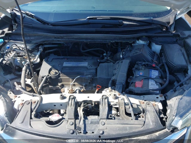 2HKRM4H43FH105556 Honda CR-V SE