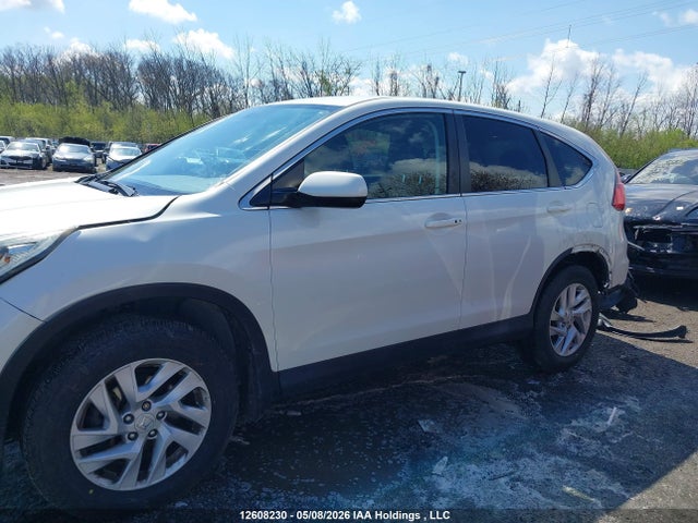 2HKRM4H43FH105556 Honda CR-V SE