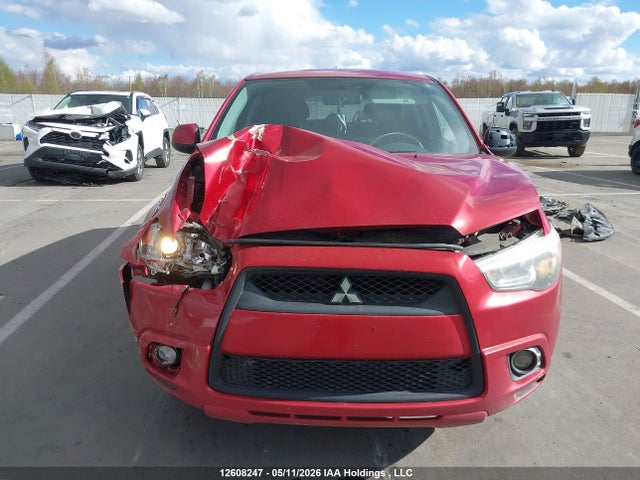 12608247 :رقم المزاد ، JA4AJ3AU7BZ600494 vin ، 2011 Mitsubishi Rvr Se مزاد بيع
