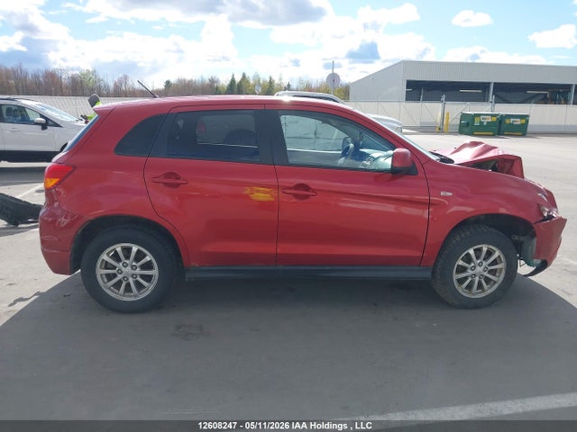 12608247 :رقم المزاد ، JA4AJ3AU7BZ600494 vin ، 2011 Mitsubishi Rvr Se مزاد بيع