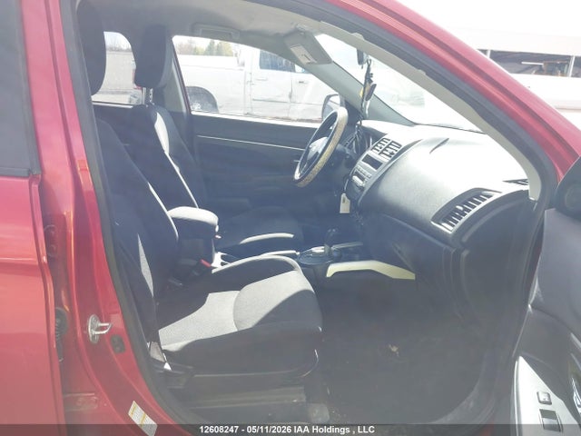 12608247 :رقم المزاد ، JA4AJ3AU7BZ600494 vin ، 2011 Mitsubishi Rvr Se مزاد بيع