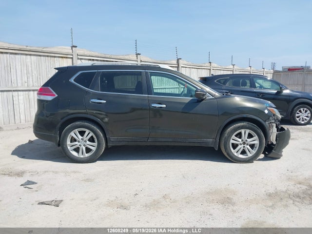 2015 Nissan Rogue S/sl/sv მანქანა იყიდება აუქციონზე, vin: 5N1AT2MV7FC789635, აუქციონის ნომერი: 12608249
