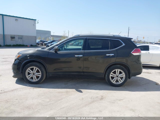 2015 Nissan Rogue S/sl/sv მანქანა იყიდება აუქციონზე, vin: 5N1AT2MV7FC789635, აუქციონის ნომერი: 12608249