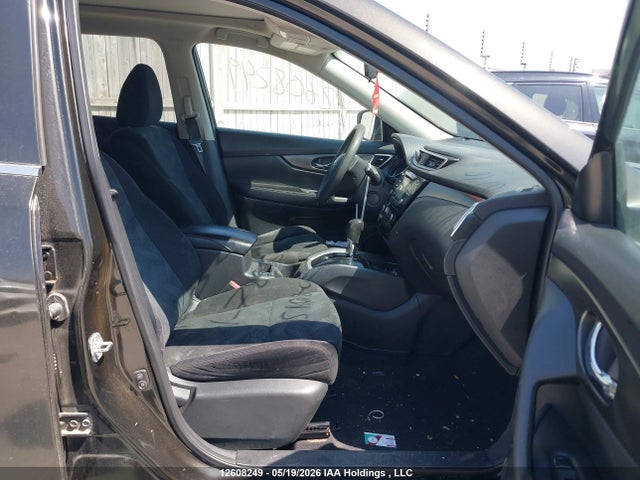 2015 Nissan Rogue S/sl/sv მანქანა იყიდება აუქციონზე, vin: 5N1AT2MV7FC789635, აუქციონის ნომერი: 12608249