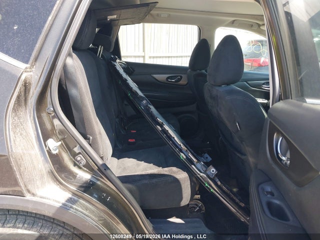 2015 Nissan Rogue S/sl/sv მანქანა იყიდება აუქციონზე, vin: 5N1AT2MV7FC789635, აუქციონის ნომერი: 12608249