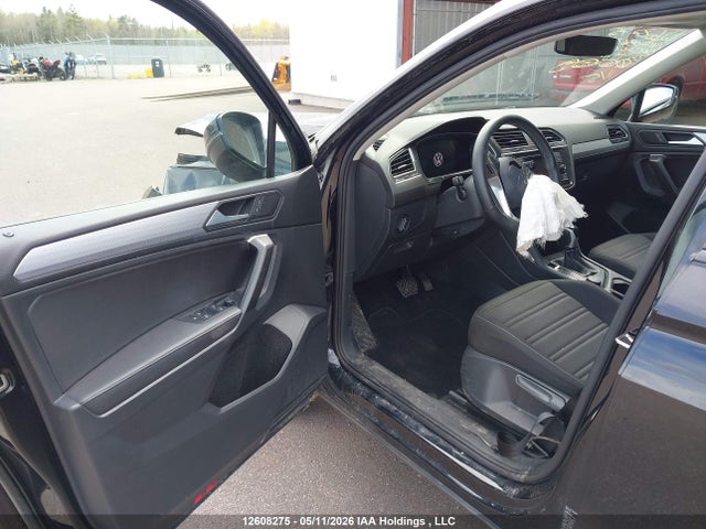 3VVFB7AX1RM036851 Volkswagen TIGUAN S