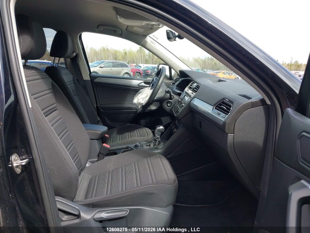 3VVFB7AX1RM036851 Volkswagen TIGUAN S
