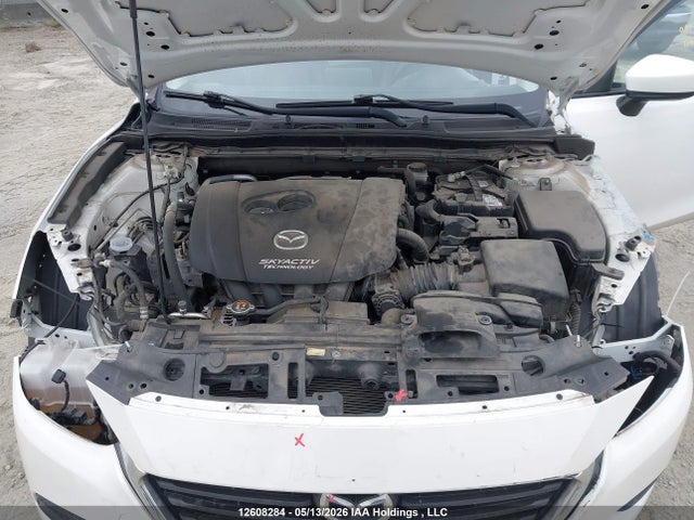 2018 Mazda Mazda3 50th Anniversary Edition/gs/se მანქანა იყიდება აუქციონზე, vin: JM1BN1V70J1182106, აუქციონის ნომერი: 12608284
