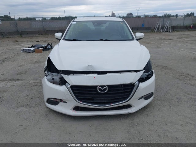 2018 Mazda Mazda3 50th Anniversary Edition/gs/se მანქანა იყიდება აუქციონზე, vin: JM1BN1V70J1182106, აუქციონის ნომერი: 12608284