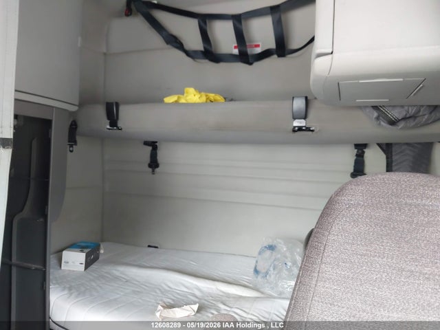 Volvo VNR 2019 4V4WC9EH5KN903307 Image 8
