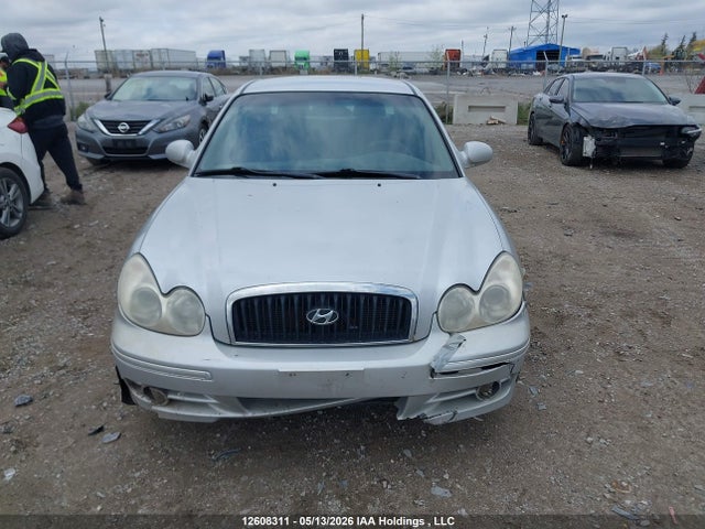 2004 Hyundai Sonata Gl მანქანა იყიდება აუქციონზე, vin: KMHWF25SX4A919997, აუქციონის ნომერი: 12608311