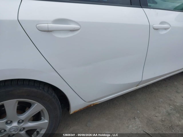 2011 Mazda Mazda3 მანქანა იყიდება აუქციონზე, vin: JM1BL1KF0B1466435, აუქციონის ნომერი: 12608341
