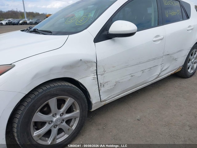 2011 Mazda Mazda3 მანქანა იყიდება აუქციონზე, vin: JM1BL1KF0B1466435, აუქციონის ნომერი: 12608341