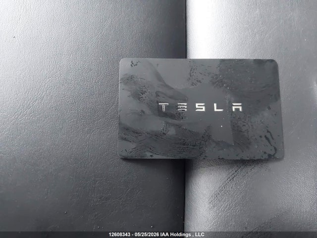 5YJYGDEF1LF037504 Tesla Model Y Long Range/performance