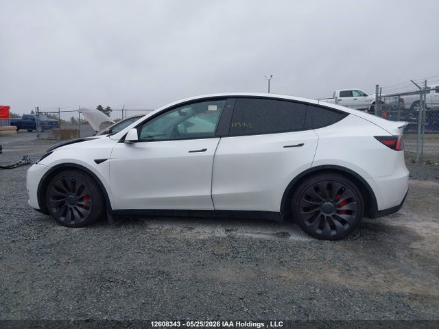 5YJYGDEF1LF037504 Tesla Model Y Long Range/performance