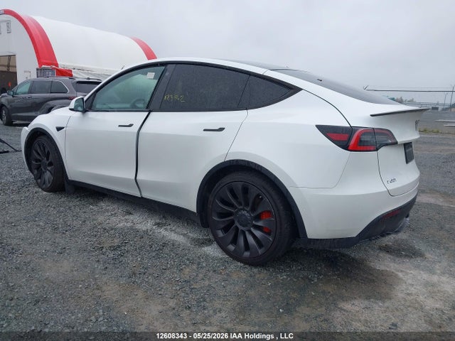 5YJYGDEF1LF037504 Tesla Model Y Long Range/performance