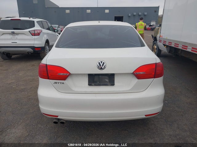 2012 Volkswagen Jetta 2.0l Trendline/2.0l Trendline+ მანქანა იყიდება აუქციონზე, vin: 3VW1K7AJ0CM415395, აუქციონის ნომერი: 12601618