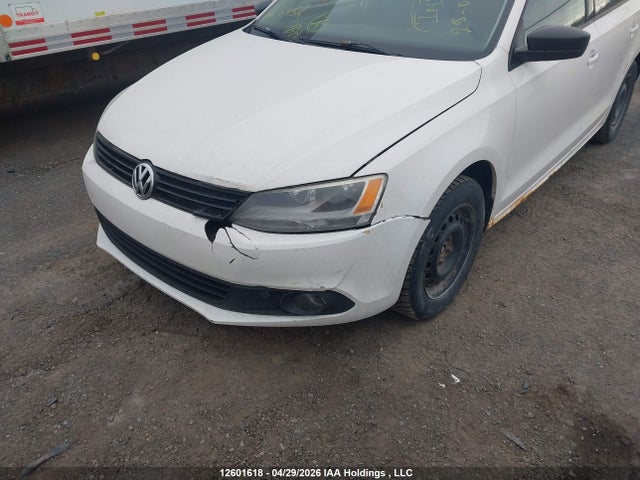 2012 Volkswagen Jetta 2.0l Trendline/2.0l Trendline+ მანქანა იყიდება აუქციონზე, vin: 3VW1K7AJ0CM415395, აუქციონის ნომერი: 12601618