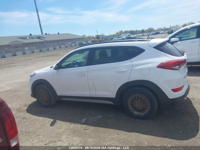 Продаж на аукціоні авто 2017 Hyundai Tucson Se, vin: KM8J3CA49HU263974, номер лоту: 12608374