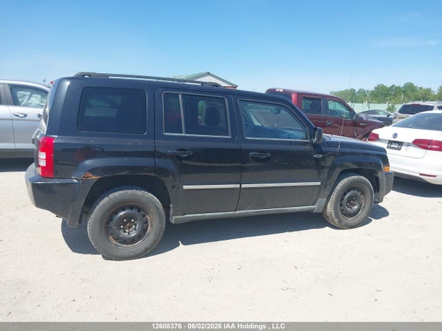 2010 Jeep Patriot მანქანა იყიდება აუქციონზე, vin: 1J4NF2GBXAD507404, აუქციონის ნომერი: 12608376