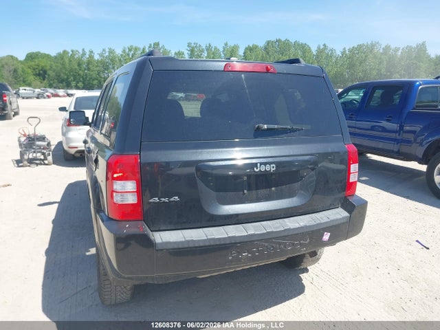 2010 Jeep Patriot მანქანა იყიდება აუქციონზე, vin: 1J4NF2GBXAD507404, აუქციონის ნომერი: 12608376