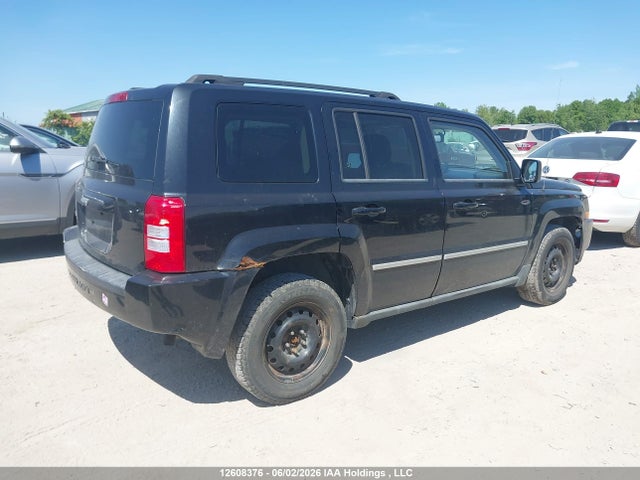 2010 Jeep Patriot მანქანა იყიდება აუქციონზე, vin: 1J4NF2GBXAD507404, აუქციონის ნომერი: 12608376
