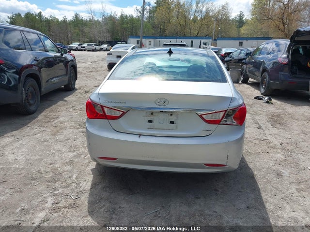 12608382 :رقم المزاد ، 5NPEC4AC4DH612482 vin ، 2013 Hyundai Sonata Se/limited مزاد بيع