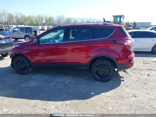 Auction sale of the 2017 Ford Escape Titanium, vin: 1FMCU9J98HUE81392, lot number: 12608389