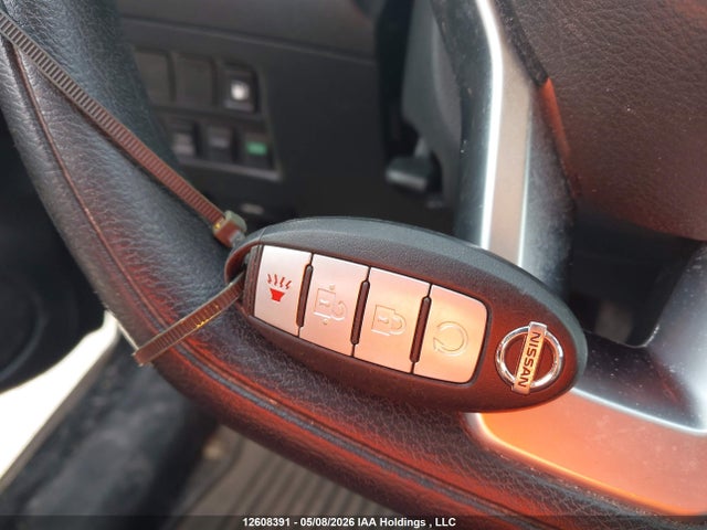 5N1AT2MV6JC821595 Nissan Rogue