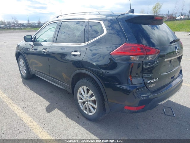 5N1AT2MV6JC821595 Nissan Rogue