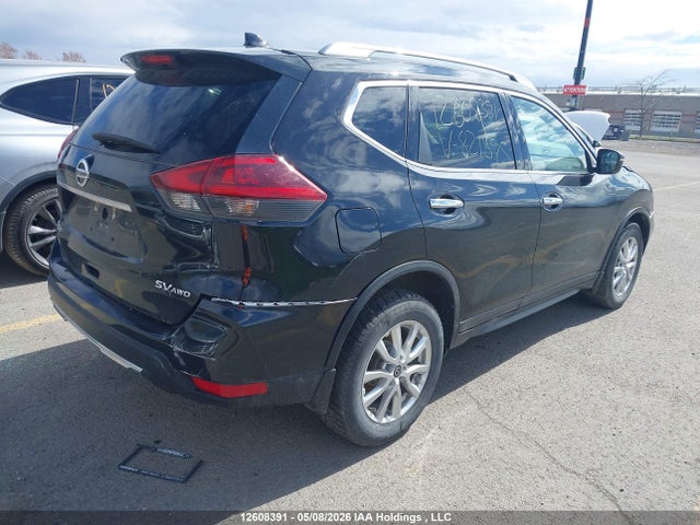 5N1AT2MV6JC821595 Nissan Rogue