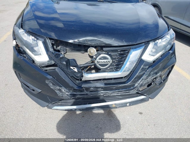 5N1AT2MV6JC821595 Nissan Rogue