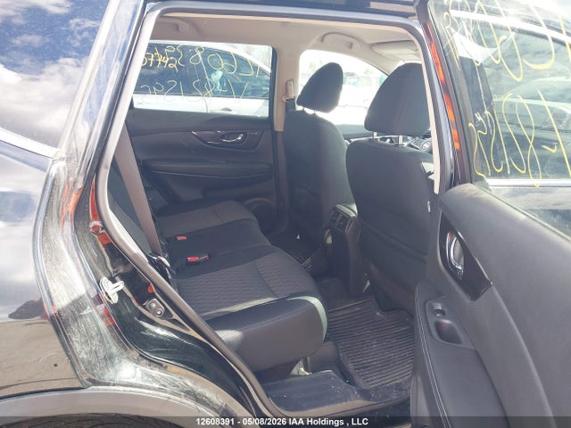 5N1AT2MV6JC821595 Nissan Rogue
