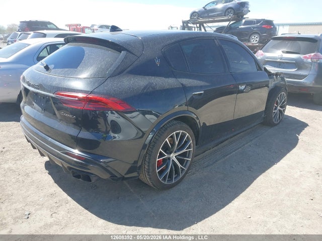 12608392 :رقم المزاد ، ZN682CVT4P7422550 vin ، 2023 Maserati Grecale Trofeo مزاد بيع