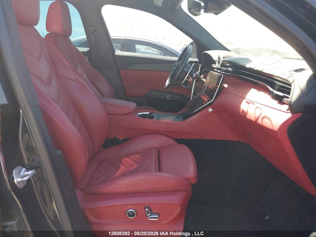 12608392 :رقم المزاد ، ZN682CVT4P7422550 vin ، 2023 Maserati Grecale Trofeo مزاد بيع