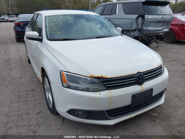 12608393 :رقم المزاد ، 3VWWL7AJ2BM072638 vin ، 2011 Volkswagen Jetta مزاد بيع