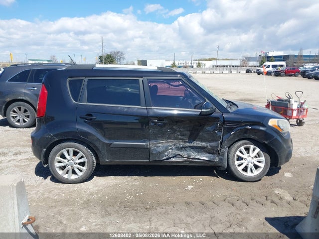 Продажа на аукционе авто 2012 Kia Soul 2.0l 2u/2.0l 4u/2.0l 4u Burner/2.0l 4u Luxury/2.0l 4u Retro, vin: KNDJT2A66C7400442, номер лота: 12608402
