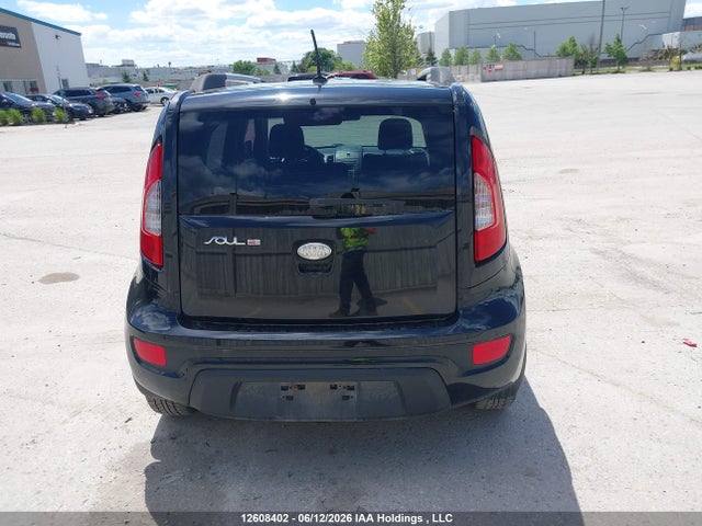 Продажа на аукционе авто 2012 Kia Soul 2.0l 2u/2.0l 4u/2.0l 4u Burner/2.0l 4u Luxury/2.0l 4u Retro, vin: KNDJT2A66C7400442, номер лота: 12608402