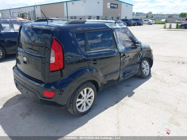 Продажа на аукционе авто 2012 Kia Soul 2.0l 2u/2.0l 4u/2.0l 4u Burner/2.0l 4u Luxury/2.0l 4u Retro, vin: KNDJT2A66C7400442, номер лота: 12608402