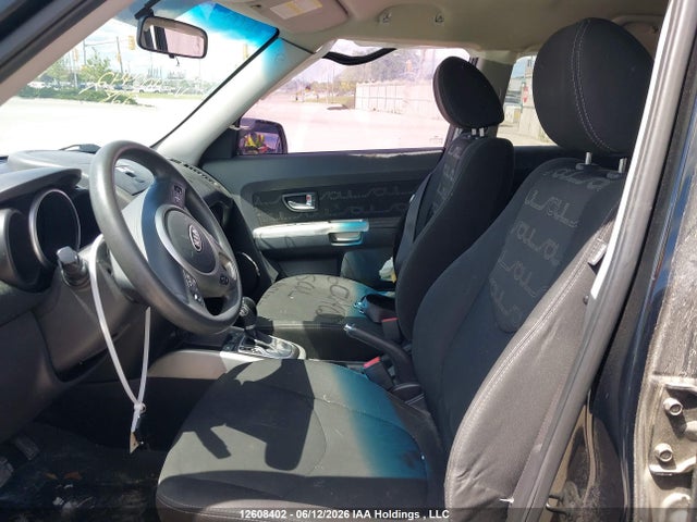 Продажа на аукционе авто 2012 Kia Soul 2.0l 2u/2.0l 4u/2.0l 4u Burner/2.0l 4u Luxury/2.0l 4u Retro, vin: KNDJT2A66C7400442, номер лота: 12608402