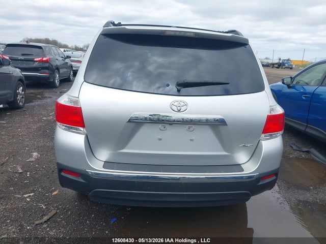 12608430 :رقم المزاد ، 5TDBK3EH7CS117322 vin ، 2012 Toyota Highlander V6 مزاد بيع