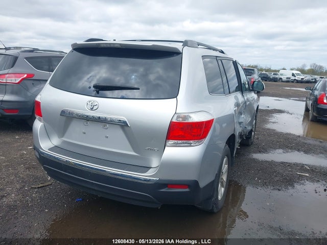12608430 :رقم المزاد ، 5TDBK3EH7CS117322 vin ، 2012 Toyota Highlander V6 مزاد بيع