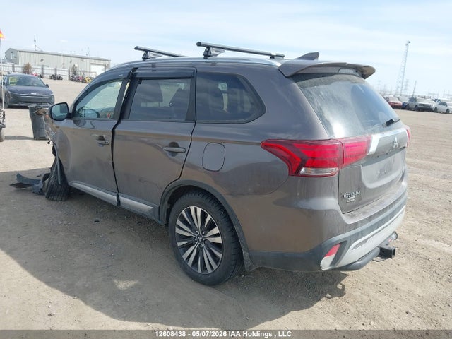 2019 Mitsubishi Outlander Se/se Black Edition მანქანა იყიდება აუქციონზე, vin: JA4JZ3AX3KZ604139, აუქციონის ნომერი: 12608438