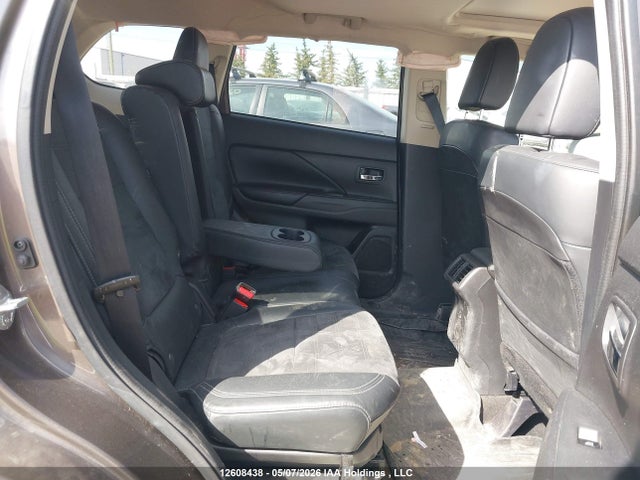 2019 Mitsubishi Outlander Se/se Black Edition მანქანა იყიდება აუქციონზე, vin: JA4JZ3AX3KZ604139, აუქციონის ნომერი: 12608438