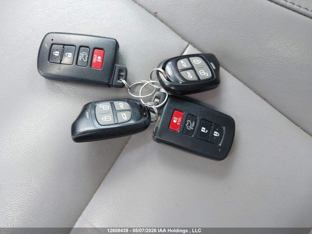12608439 :رقم المزاد ، 5TDJKRFH1ES010069 vin ، 2014 Toyota Highlander Xle مزاد بيع