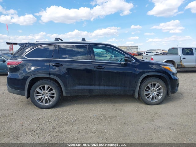 12608439 :رقم المزاد ، 5TDJKRFH1ES010069 vin ، 2014 Toyota Highlander Xle مزاد بيع