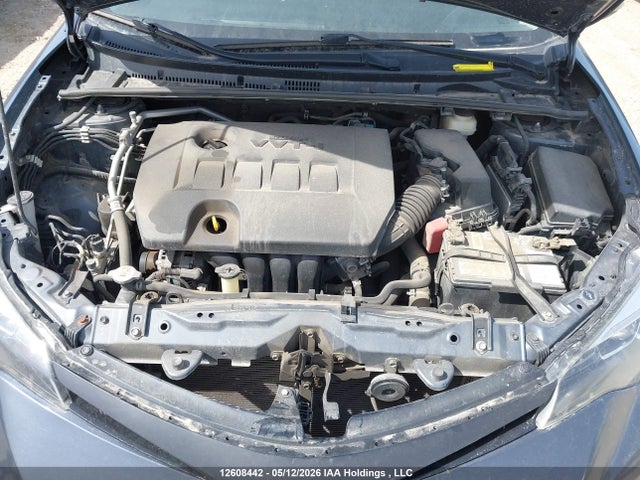 2T1BURHE0JC057713 Toyota COROLLA SE