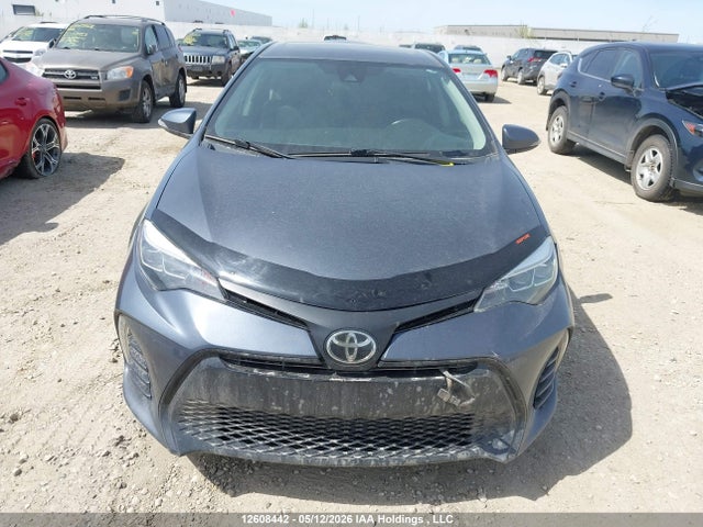 2T1BURHE0JC057713 Toyota COROLLA SE